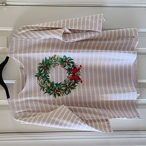 ALFRED DUNNER WOMENS TAN & WHITE STRIPED HOLIDAY WREATH SHIRT SIZE PETITE MEDIUM